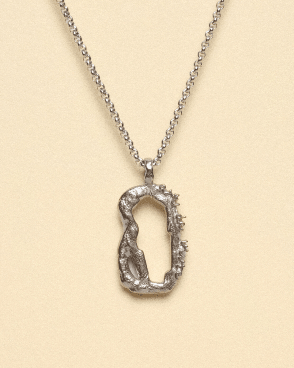ART DE VIVRE NECKLACE