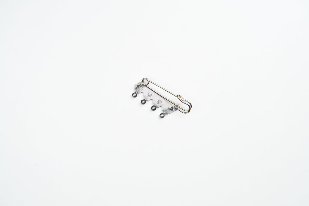 6. DEAN EDMONDS 4 GOTTLOB BROOCH