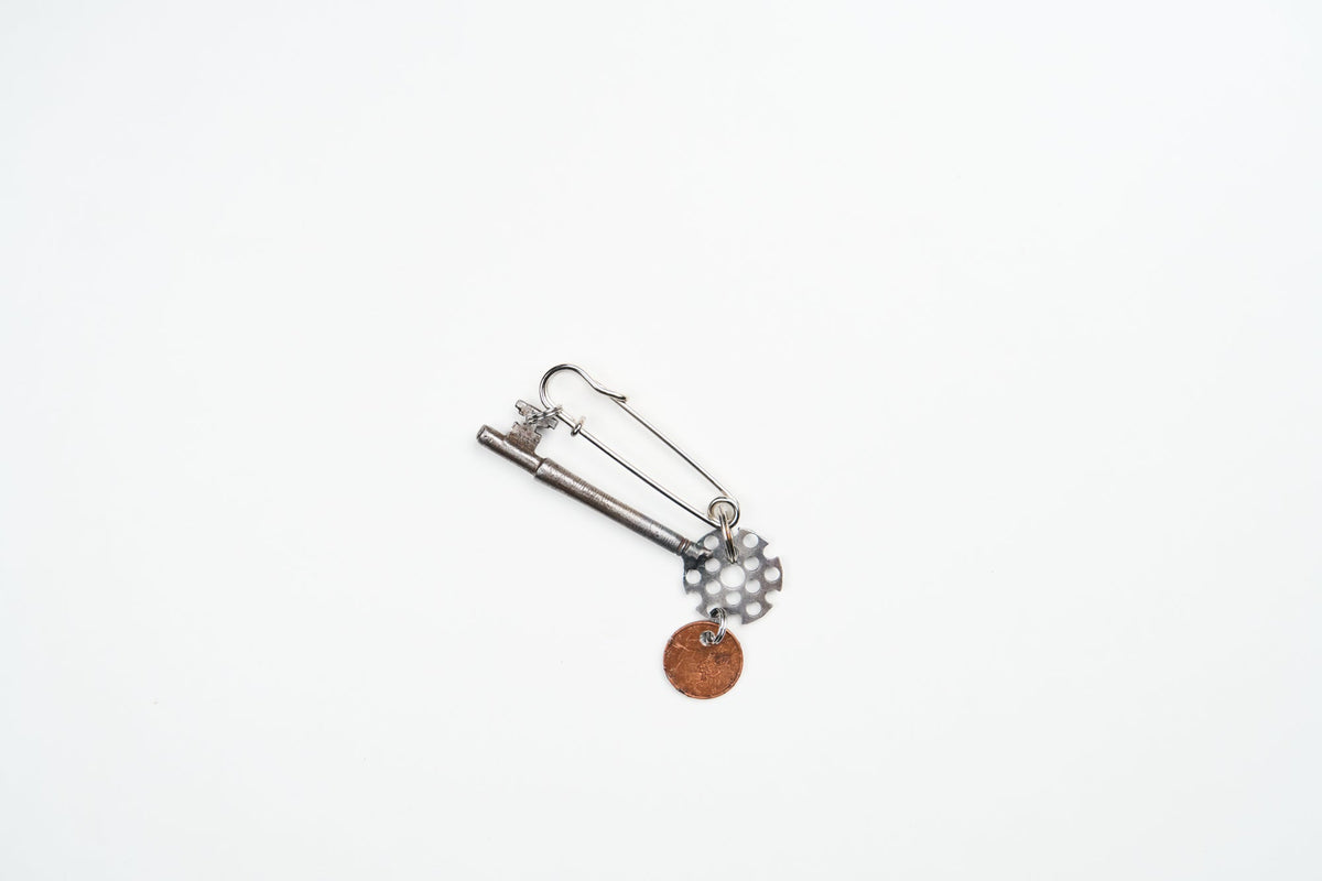 14. DEAN EDMONDS 4 GOTTLOB BROOCH