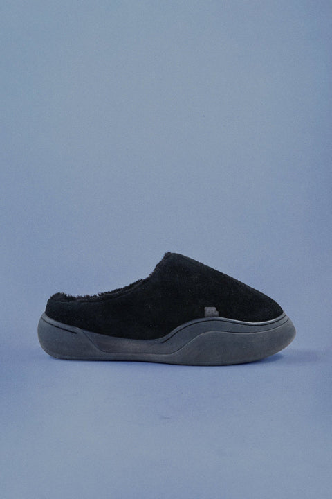 pirate black vamp mule