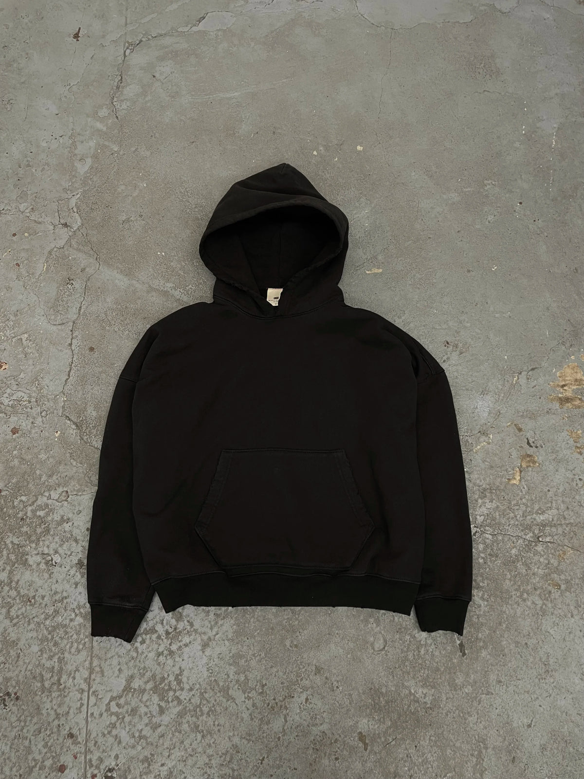 Oversized crop hoodie organic black