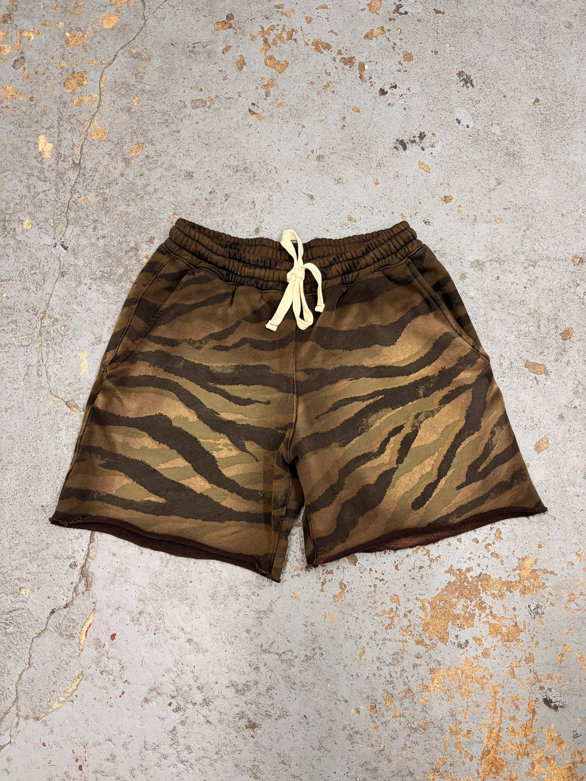 Tiger shorts aged brown