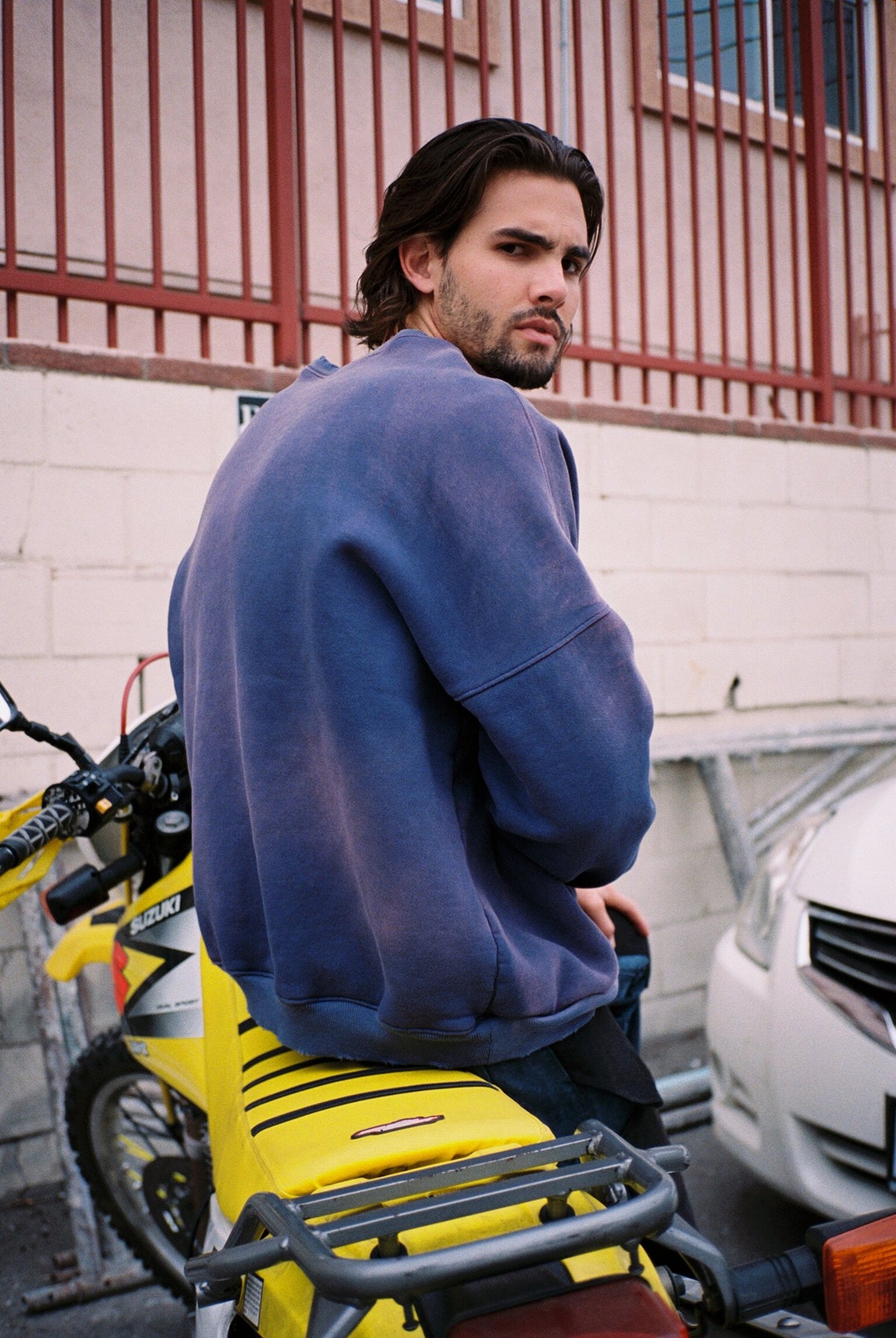 Oversize kangaroo pocket crew aged purple