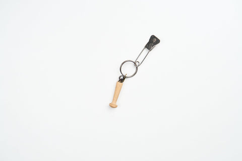 18. DEAN EDMONDS 4 GOTTLOB BROOCH