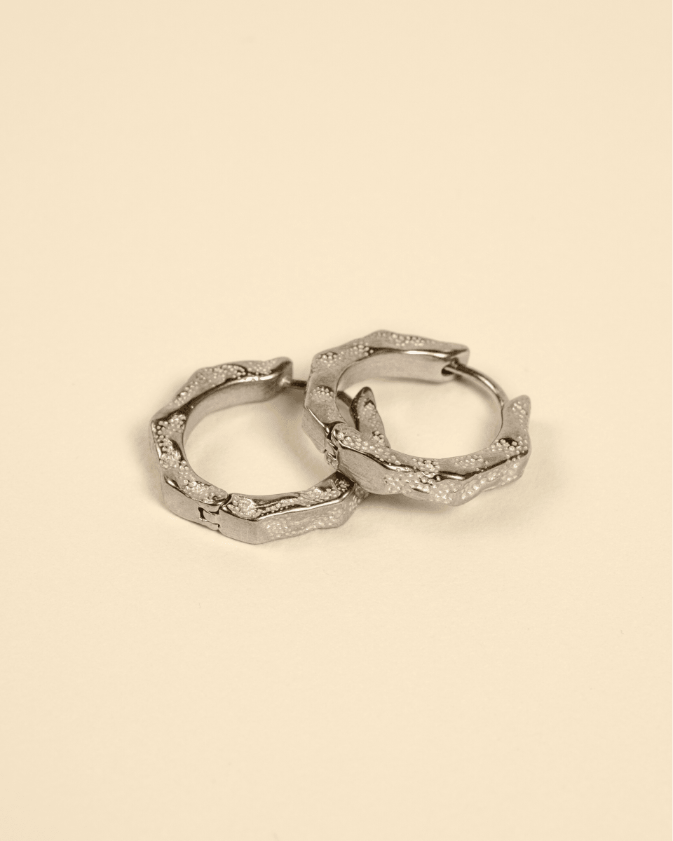 INFINITE EARRING