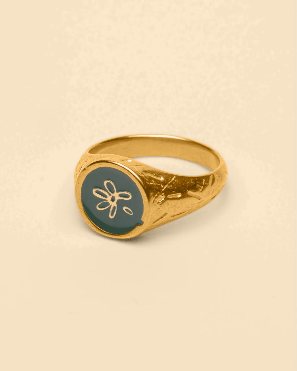 Lost petal ring [gold] - khaki